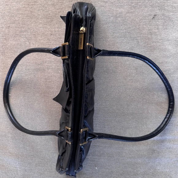 HOBO Black Leather Bow Shoulder Bag - Picture 4 of 8